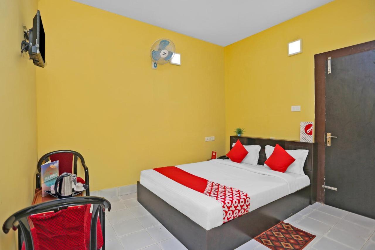 OYO 14041 Seven Inn Bhubaneswar Buitenkant foto