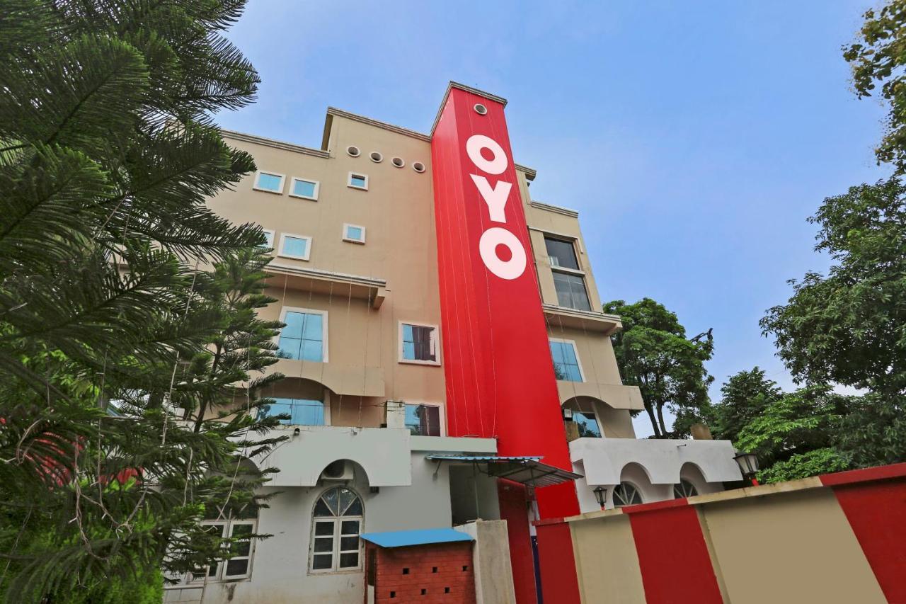 OYO 14041 Seven Inn Bhubaneswar Buitenkant foto
